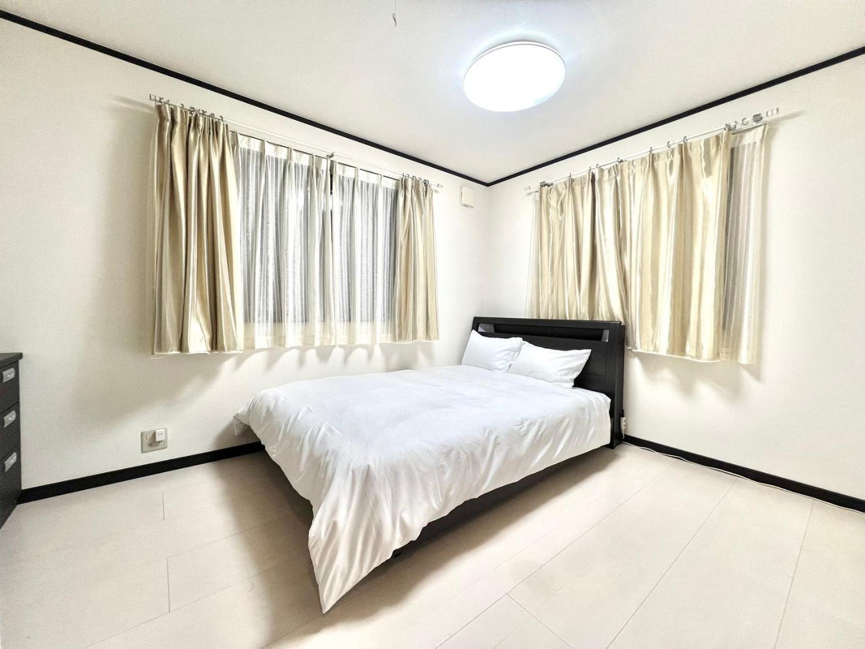 Apartahotel 9 Mins Direct To Ikebukuro 10mins To Ueno 13mins To Shinjuku 3 Min To Sta Whole Big House Gread Location Easy To Every Spots Max For 6 *